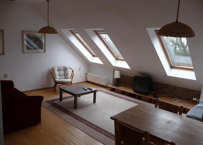 Hodkovicky By Interhome براغ